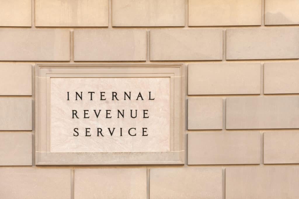 United States IRS to Sit Down With Cryptocurrency Companies To Discuss 'Regulations'