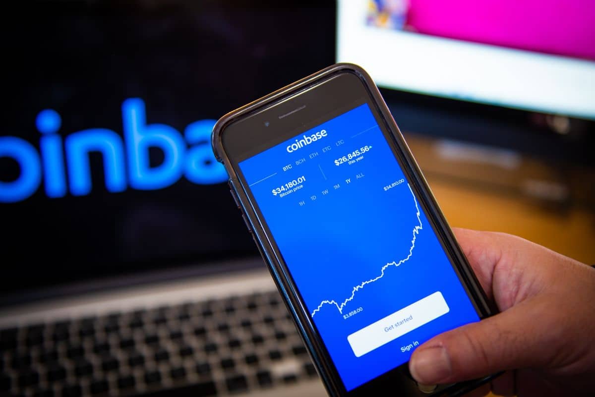 Coinbase Follows Suit and Denies Ukraine’s Request to Block Russian Crypto Users
