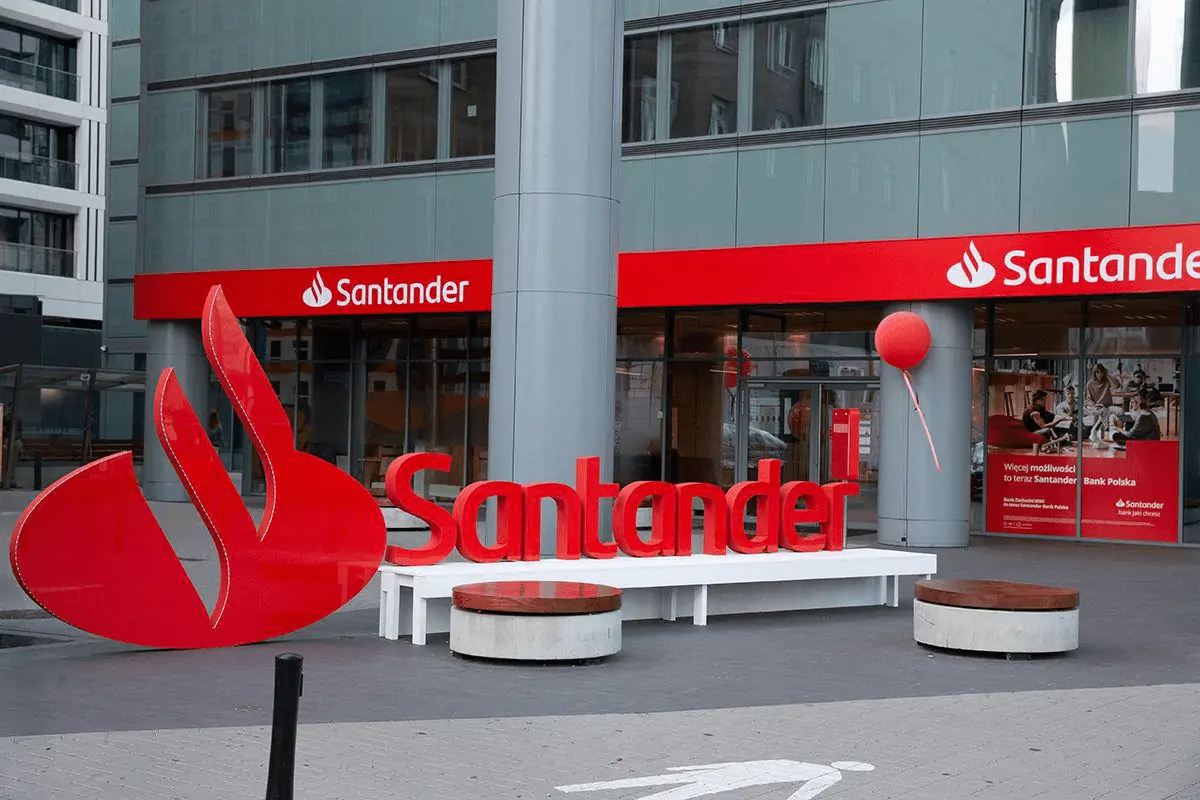Santander Launches Loans Backed by Agriculture Commodities-Based Tokens thumbnail