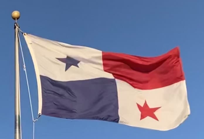 Flag of Panama 800px 696x473 2