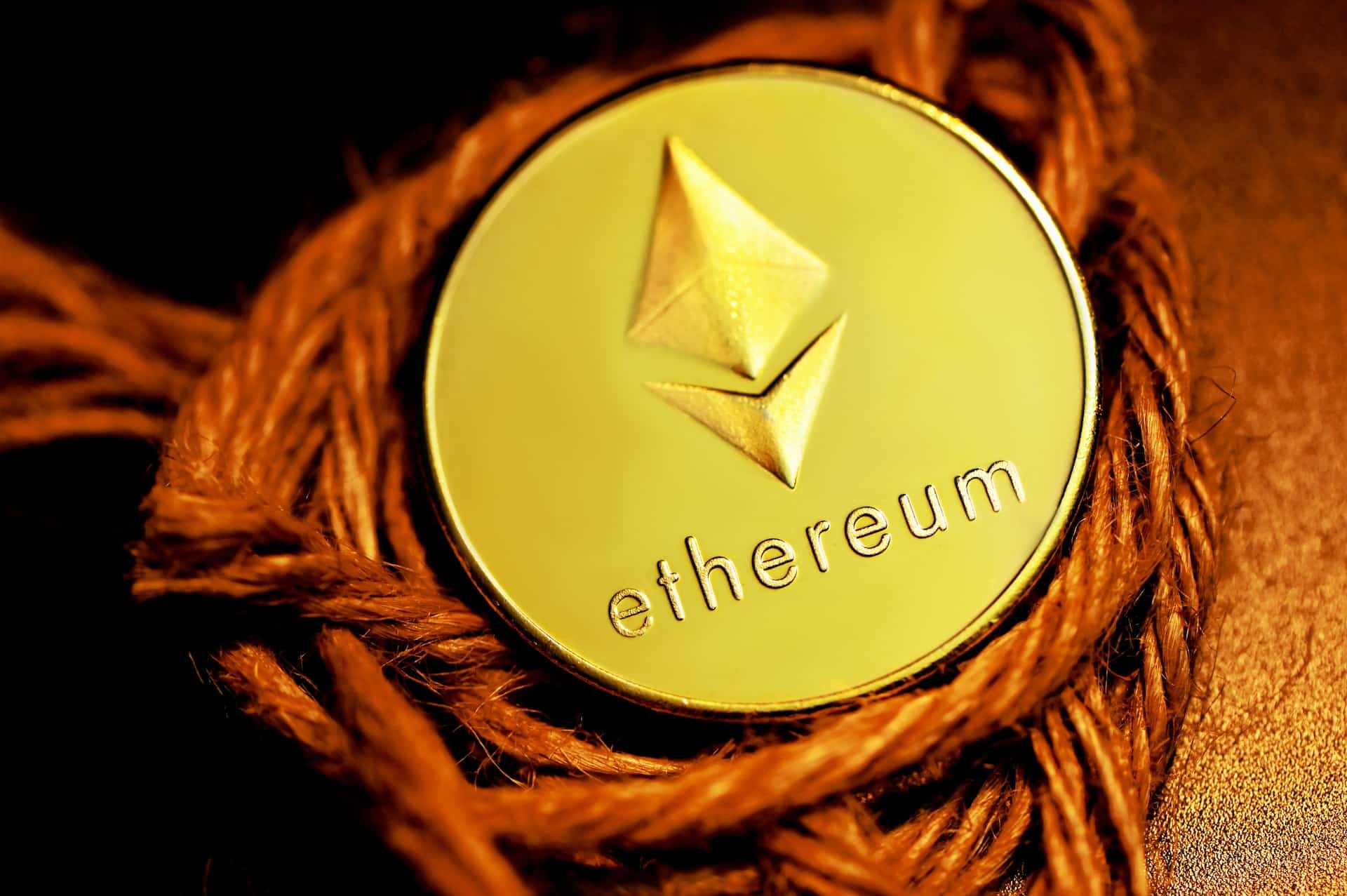 Ethereum: Crypto Community Livid Over SEC Chair's "Vague" Response